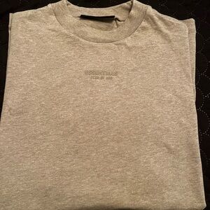 essentials oversized men’s tee